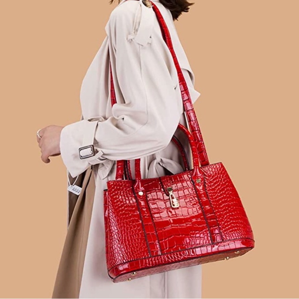 Red Retro Messenger Lock Bag Fashion Shoulder Handbag - Picture 1 of 6